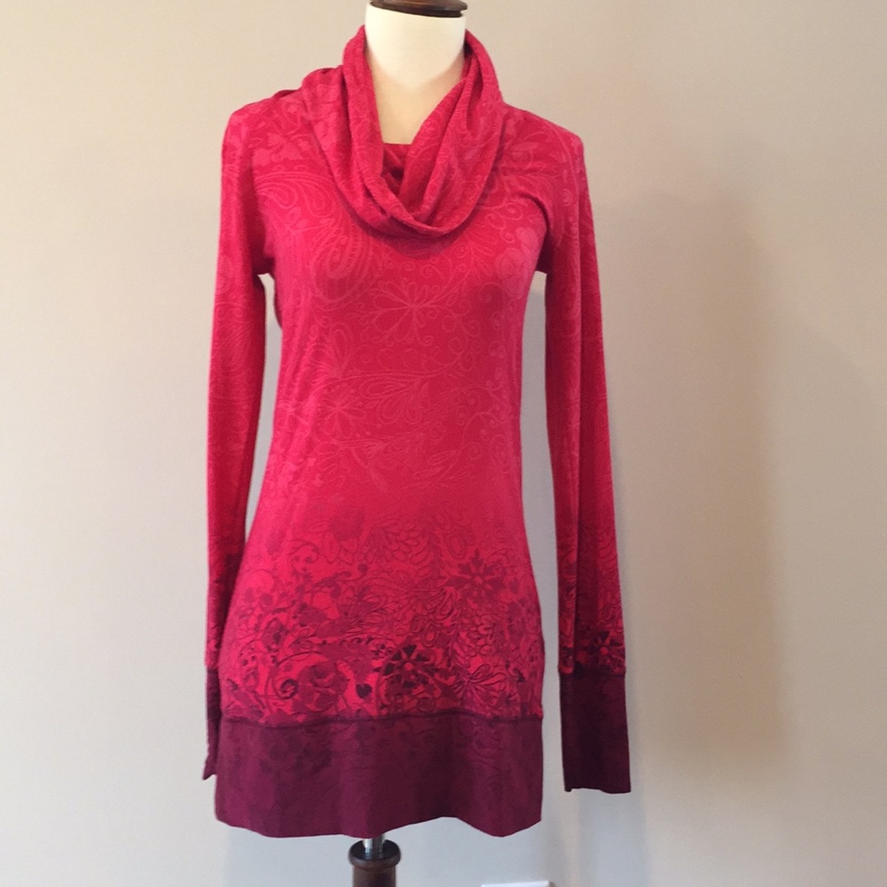 Athleta tunic. Size XS